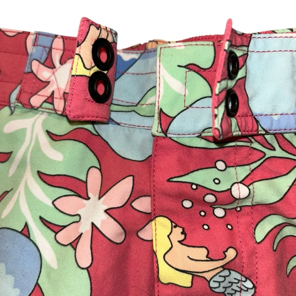 Vineyard Vines hibiscus floral mermaid Men's Shorts S
